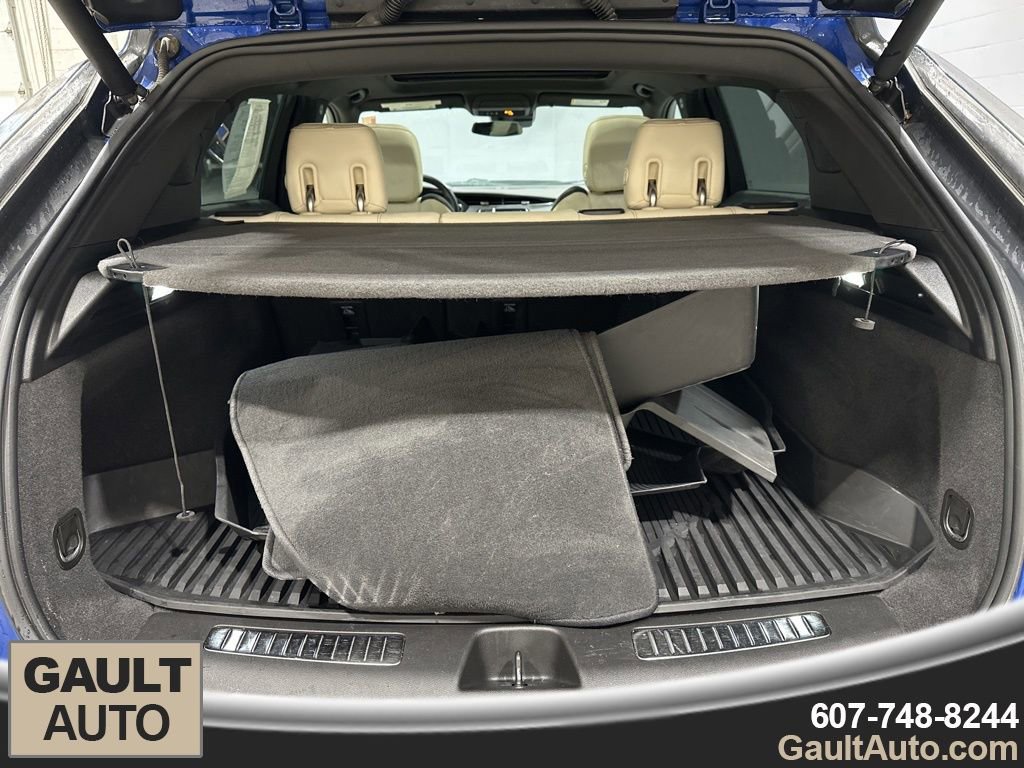 Used 2021 Cadillac XT4 Sport image 13