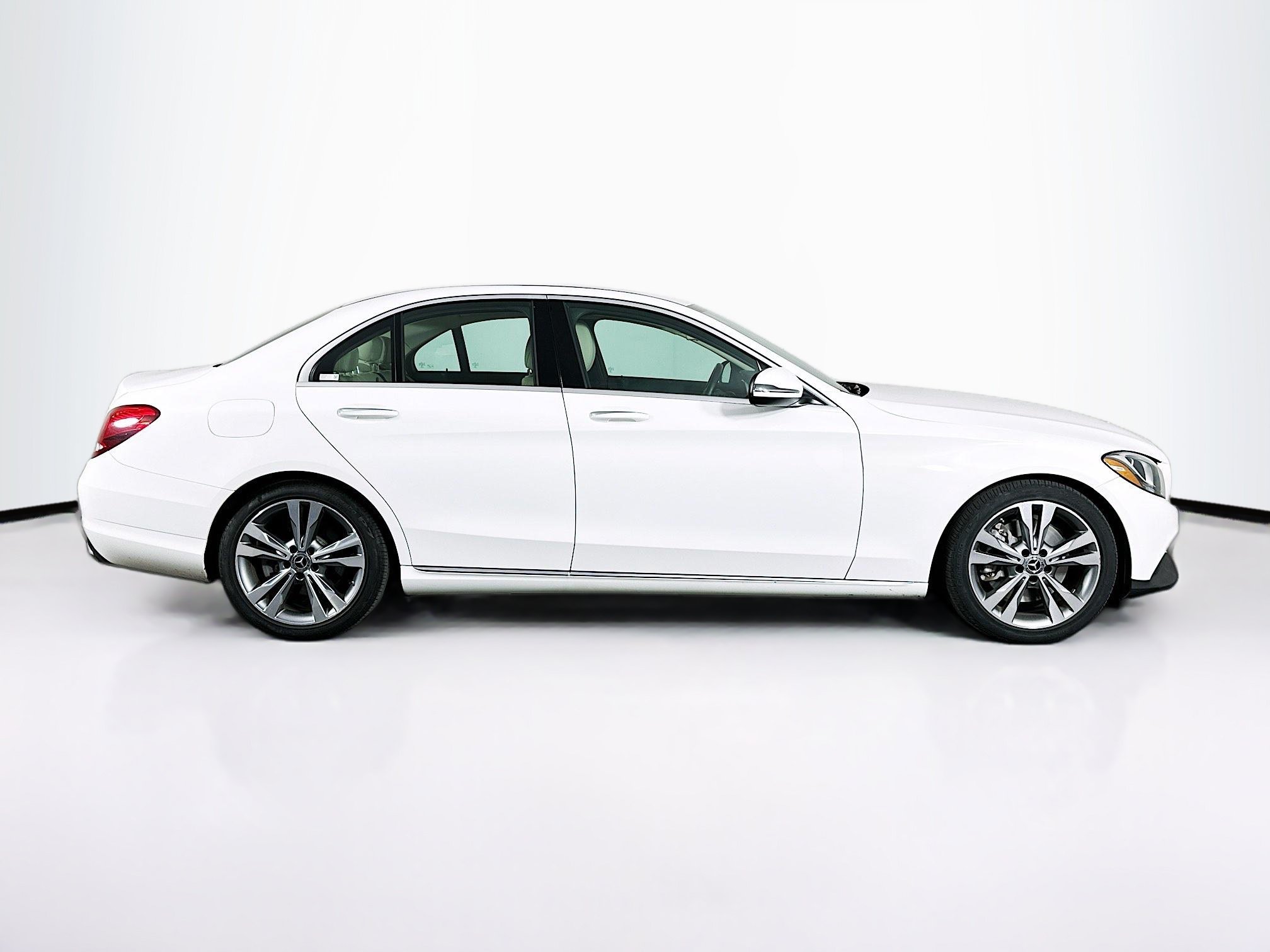 Used 2018 Mercedes-Benz C 300 Sedan image 10