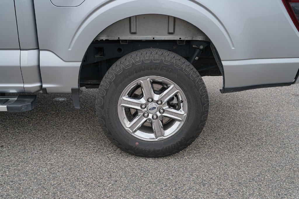 Used 2025 Ford F150 XLT w/ Equipment Group 301A Standard AWD/4WD image 14
