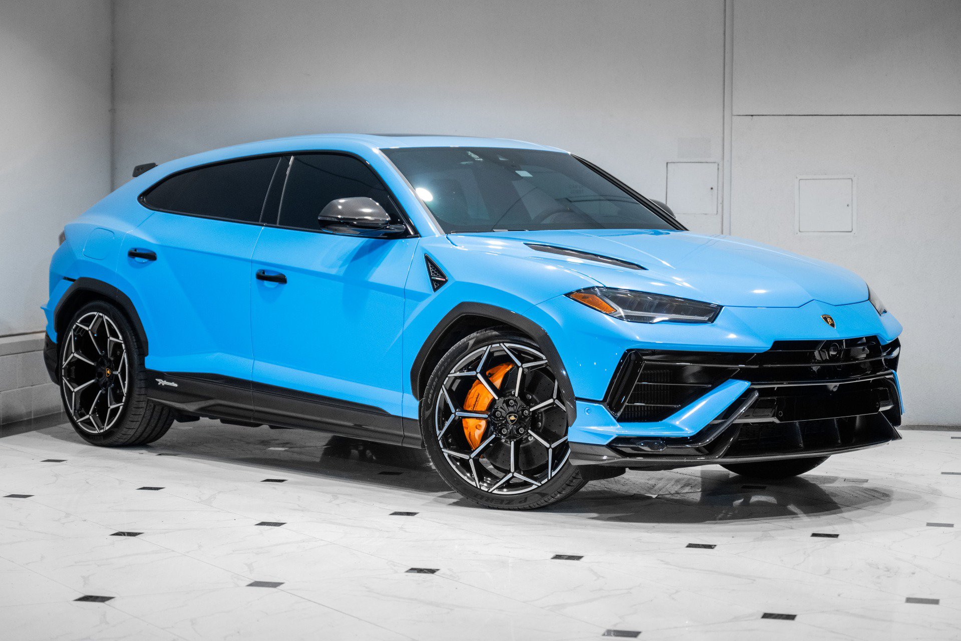 Used 2024 Lamborghini Urus Performante image 1
