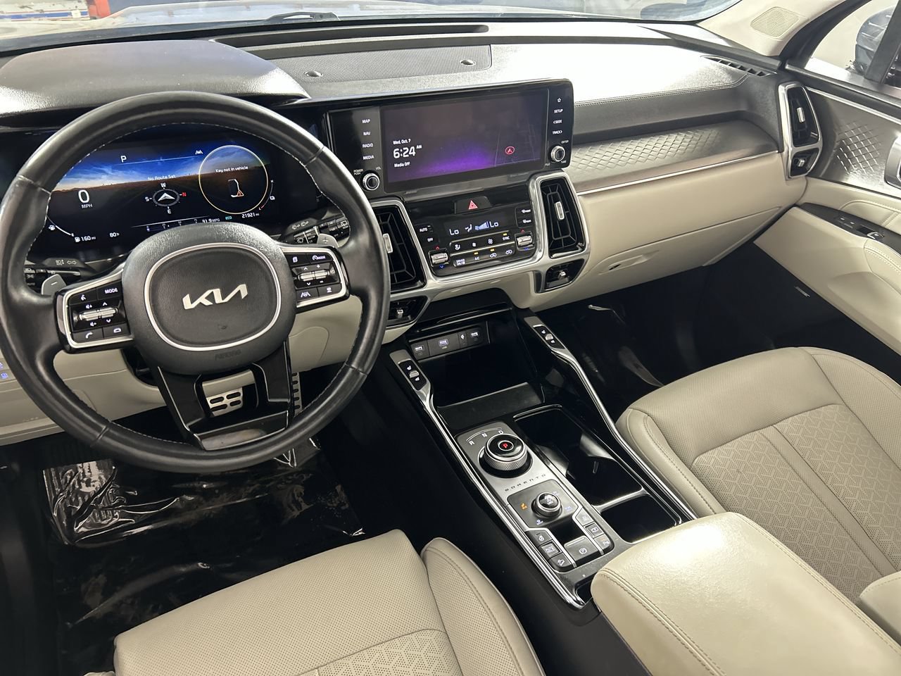 Used 2023 Kia Sorento SX Prestige AWD/4WD image 24