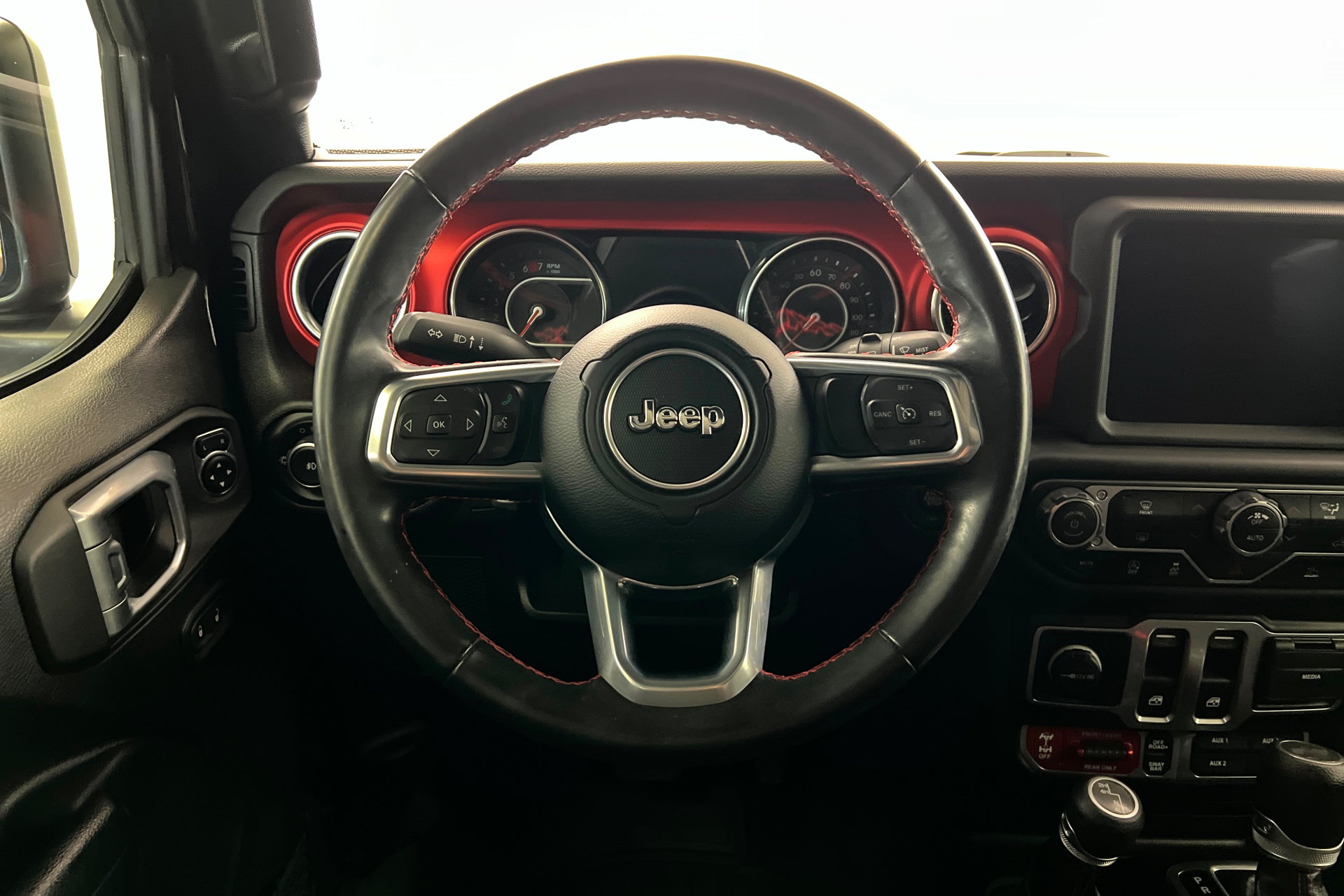 Used 2021 Jeep Wrangler Rubicon AWD/4WD image 12