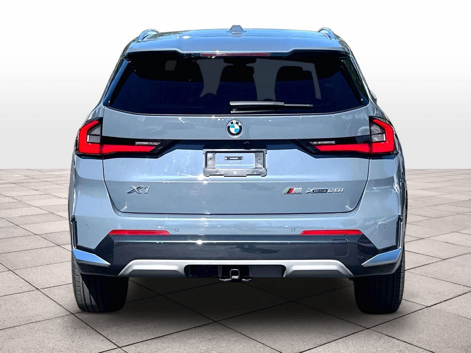 Used 2023 BMW X1 xDrive28i w/ Convenience Package AWD/4WD image 8