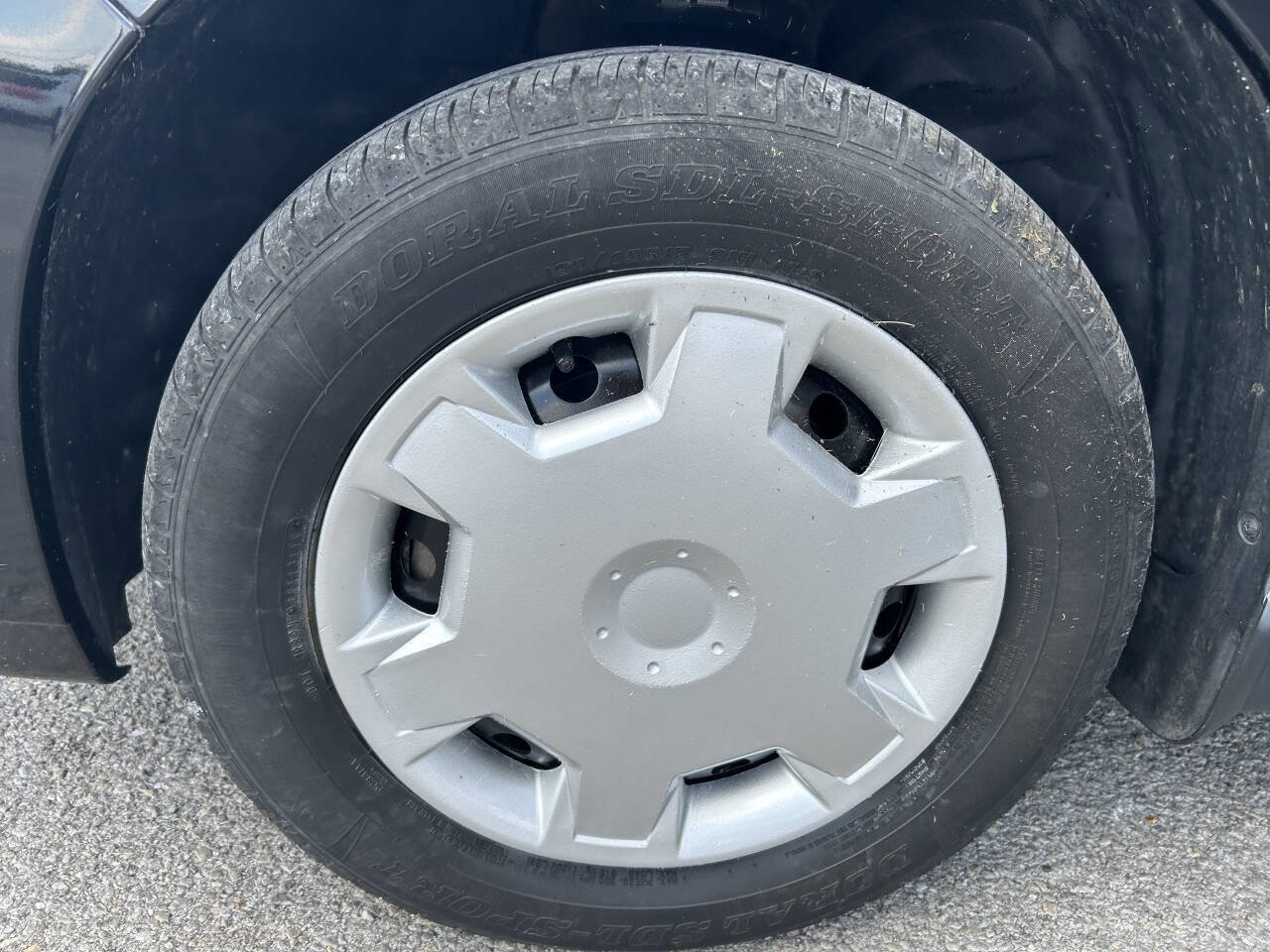 Used 2009 Nissan Versa 1.8 S w/ PWR Pkg image 15