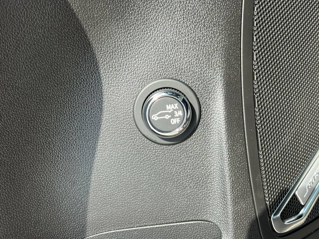 New 2026 Buick Envision Sport Touring AWD/4WD image 17
