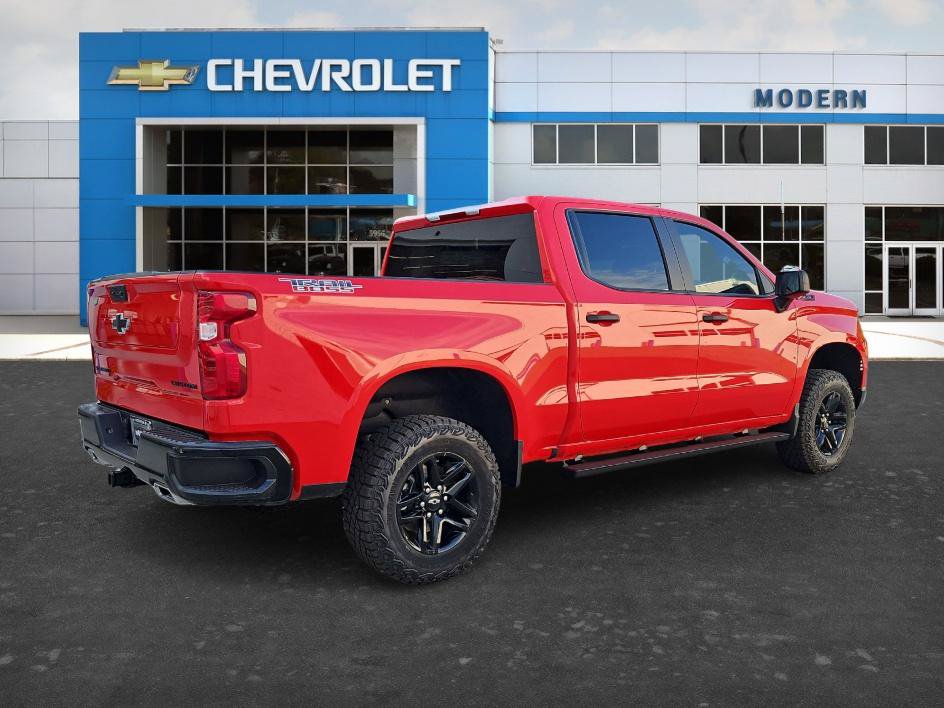 New 2026 Chevrolet Silverado 1500 Custom Trail Boss w/ LPO, Dark Essentials Package AWD/4WD image 6