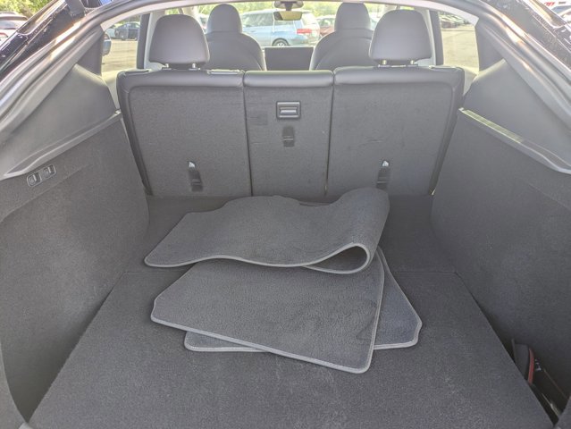 Used 2024 Tesla Model Y Long Range image 6