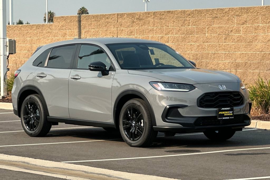 New 2026 Honda HR-V Sport image 2