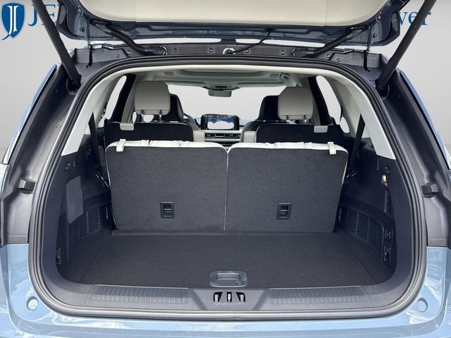 New 2026 Lincoln Aviator Reserve AWD/4WD image 30