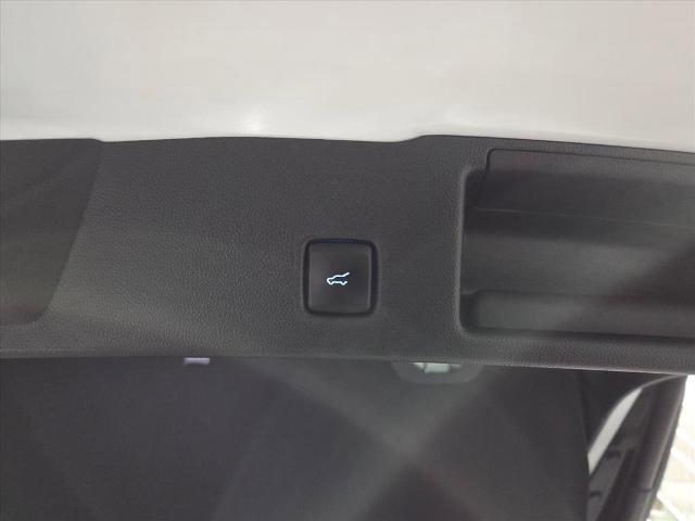 Used 2023 Ford Escape ST-Line Elite w/ Premium Technology Package image 13