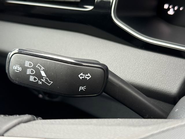 Certified 2025 Volkswagen Jetta S image 42