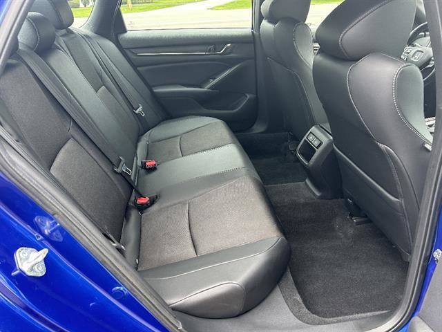 Used 2021 Honda Accord Sport image 31