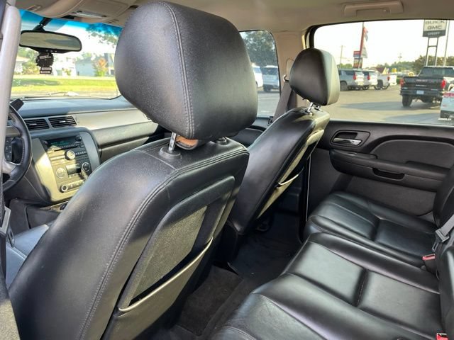 Used 2011 Chevrolet Avalanche LT AWD/4WD image 11