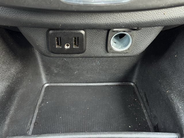 Used 2023 Chevrolet Traverse LS FWD image 20