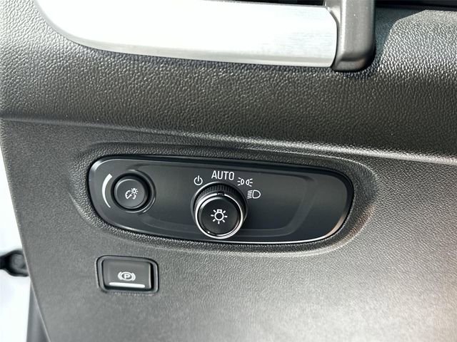 Certified 2024 GMC Terrain SLE FWD image 17