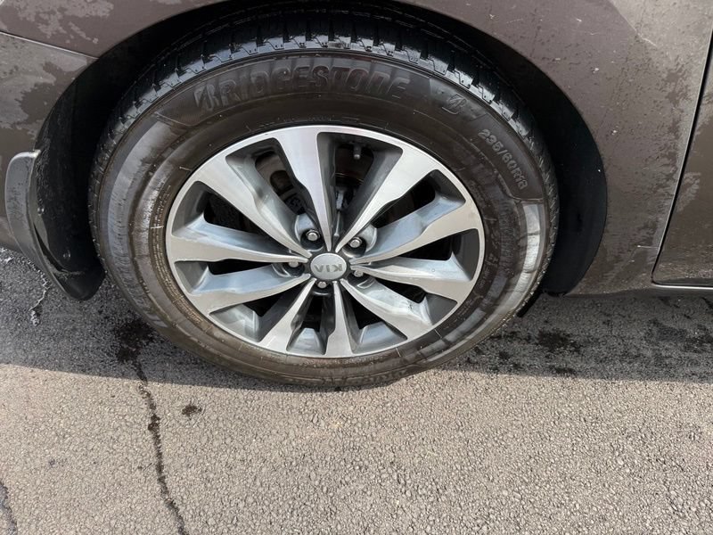 Used 2018 Kia Sedona SX FWD image 15
