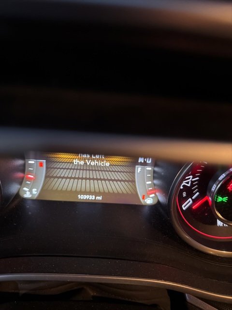 Used 2015 Dodge Challenger SXT Plus image 13