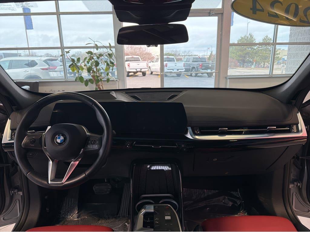 Used 2024 BMW X1 xDrive28i AWD/4WD image 17