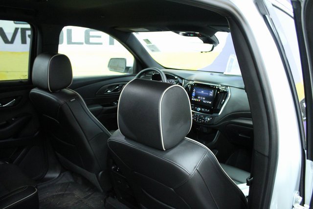 Certified 2023 Chevrolet Traverse Premier w/ LPO, Floor Liner Package image 10