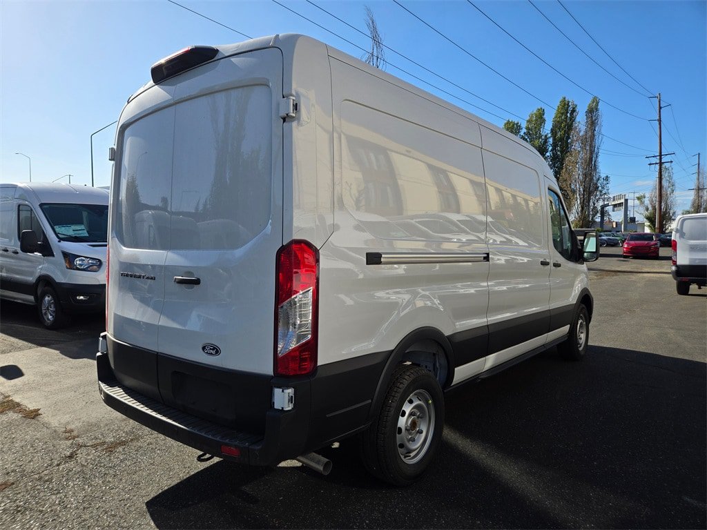 New 2026 Ford Transit 250 148 Medium Roof RWD image 5