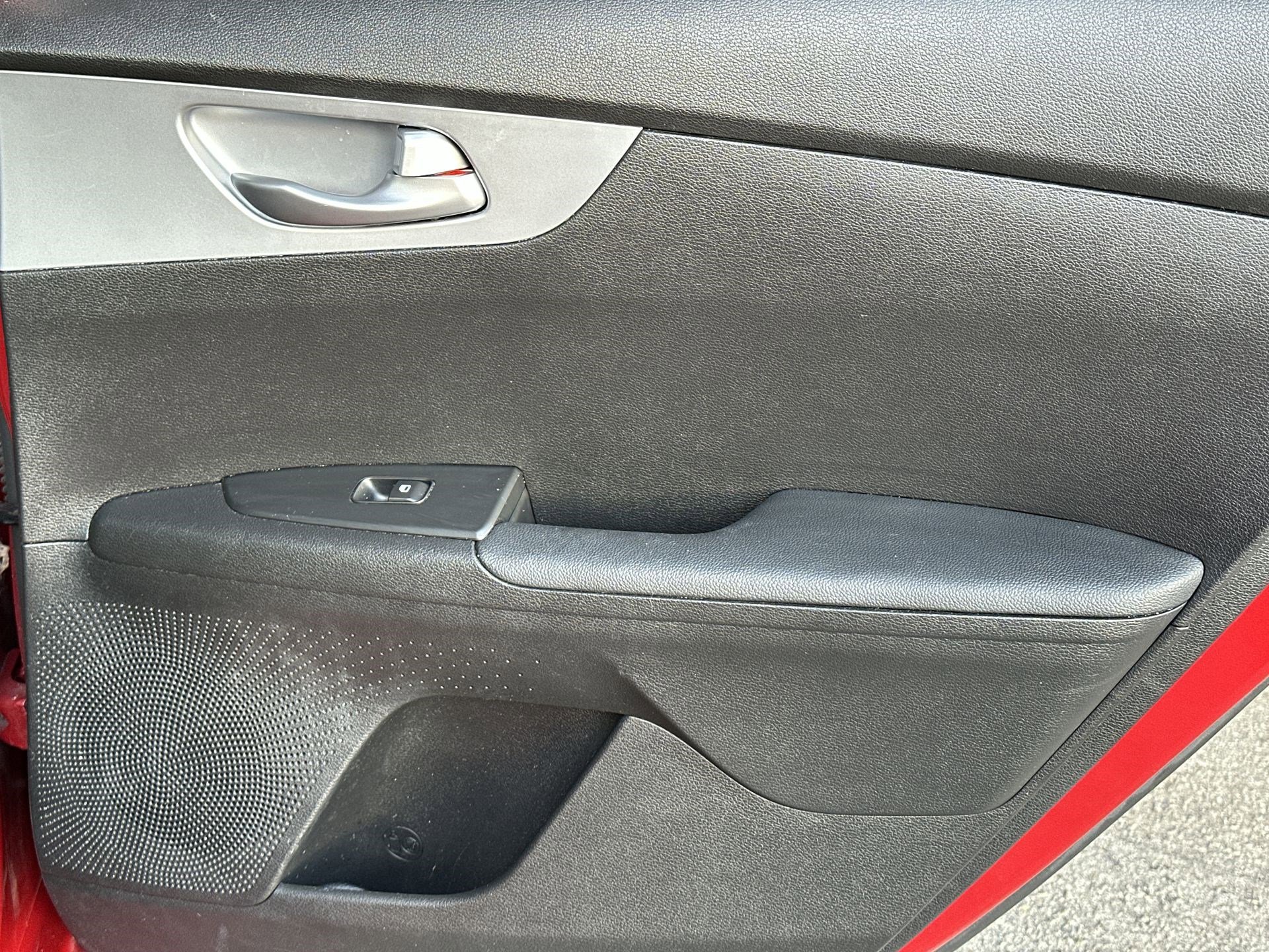 Used 2023 Kia Forte LXS image 26