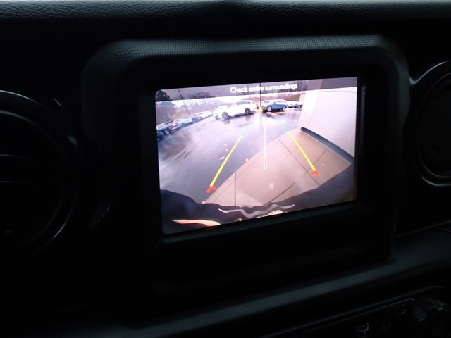 Used 2022 Jeep Wrangler Unlimited Sport image 25