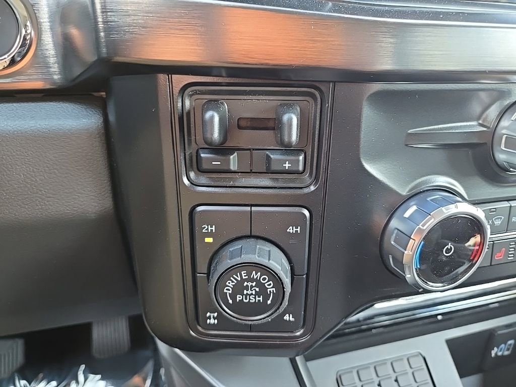 New 2026 Ford F250 Lariat image 19