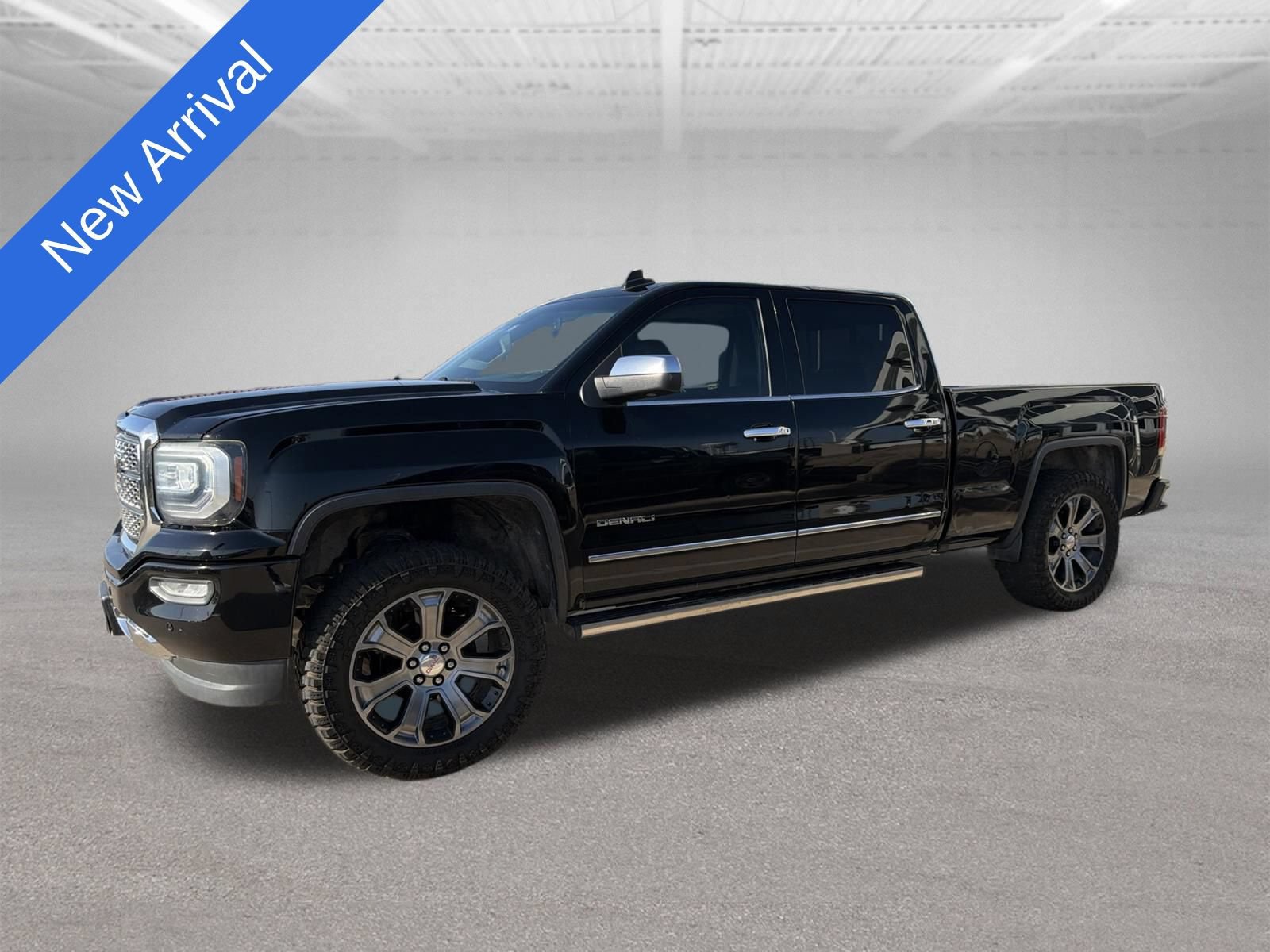 Used 2016 GMC Sierra 1500 Denali w/ Denali Ultimate Package AWD/4WD image 1