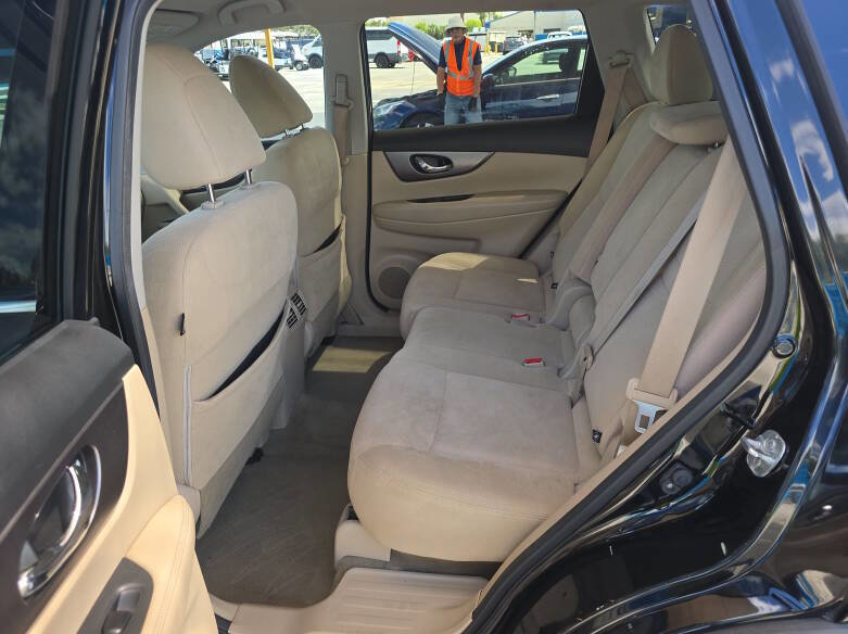 Used 2015 Nissan Rogue SV FWD image 10