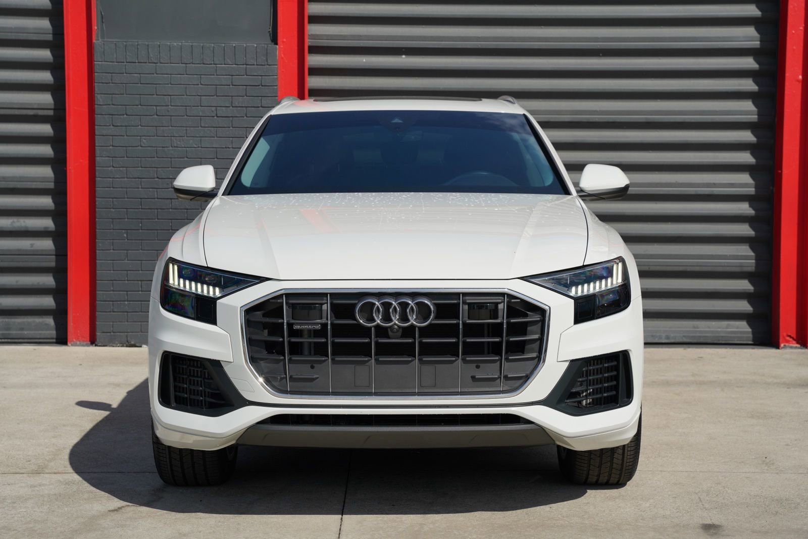 Used 2023 Audi Q8 Premium image 4