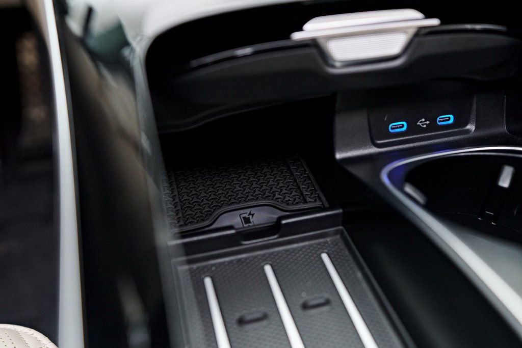 Used 2024 Mercedes-Benz S 580e 4MATIC Sedan image 73