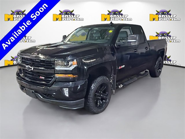 Used 2018 Chevrolet Silverado 1500 LT w/ Midnight Edition image 1