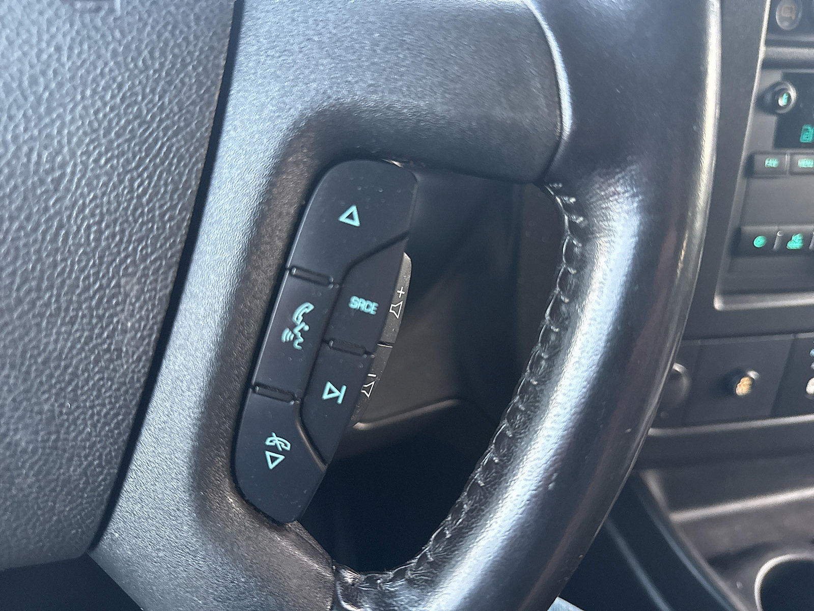 Used 2021 Chevrolet Express 2500 w/ Driver Convenience Package RWD image 34