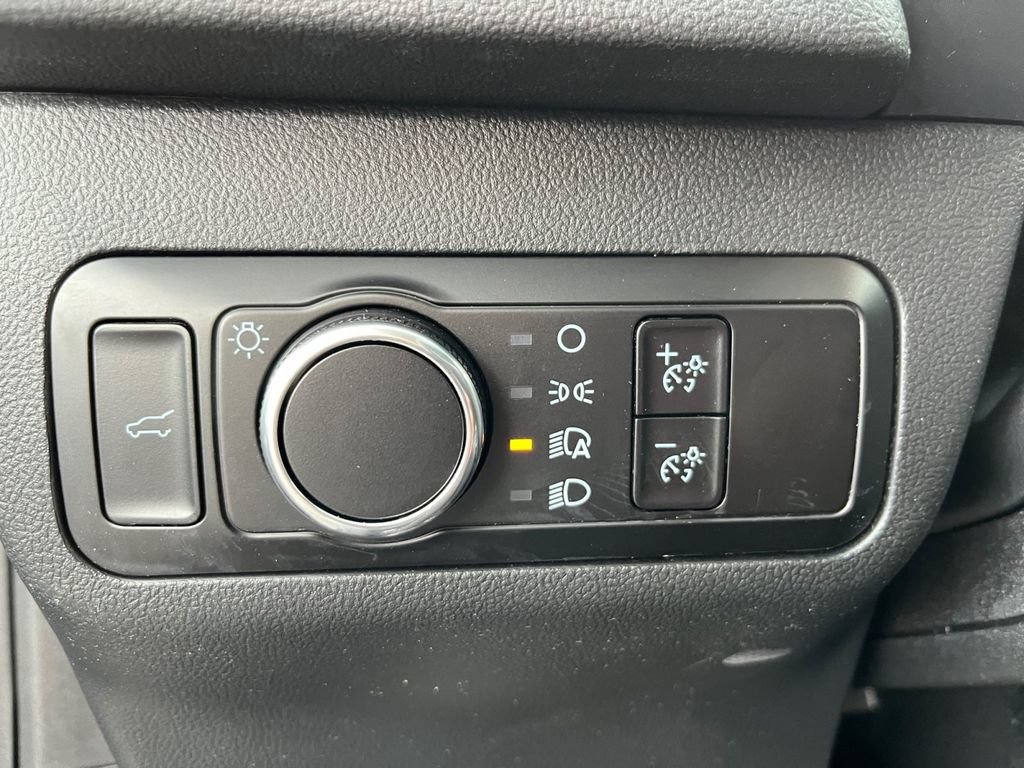 Used 2023 Ford Escape Active AWD/4WD image 17