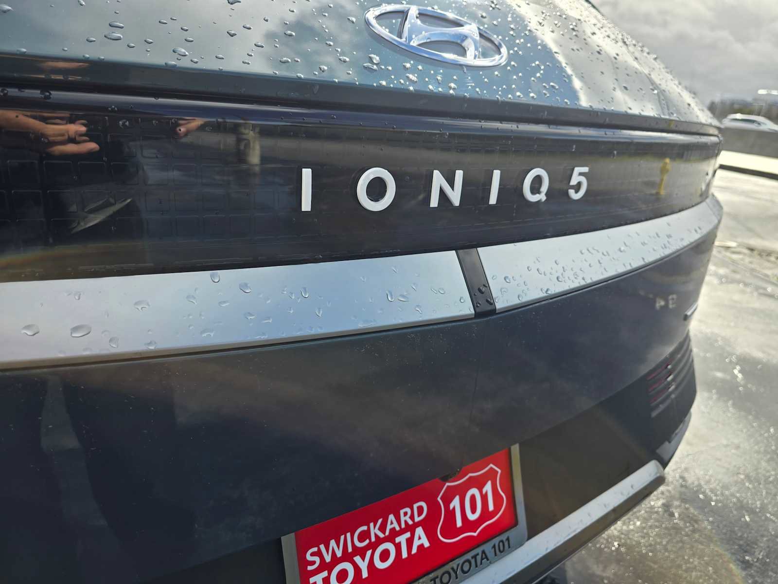 Used 2024 Hyundai Ioniq 5 SEL image 16