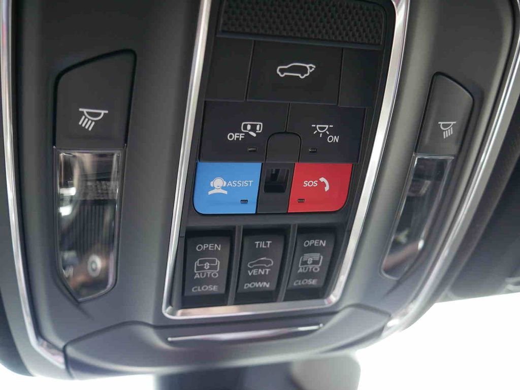 New 2025 Jeep Grand Cherokee Summit w/ Adv Protech Group IV image 32