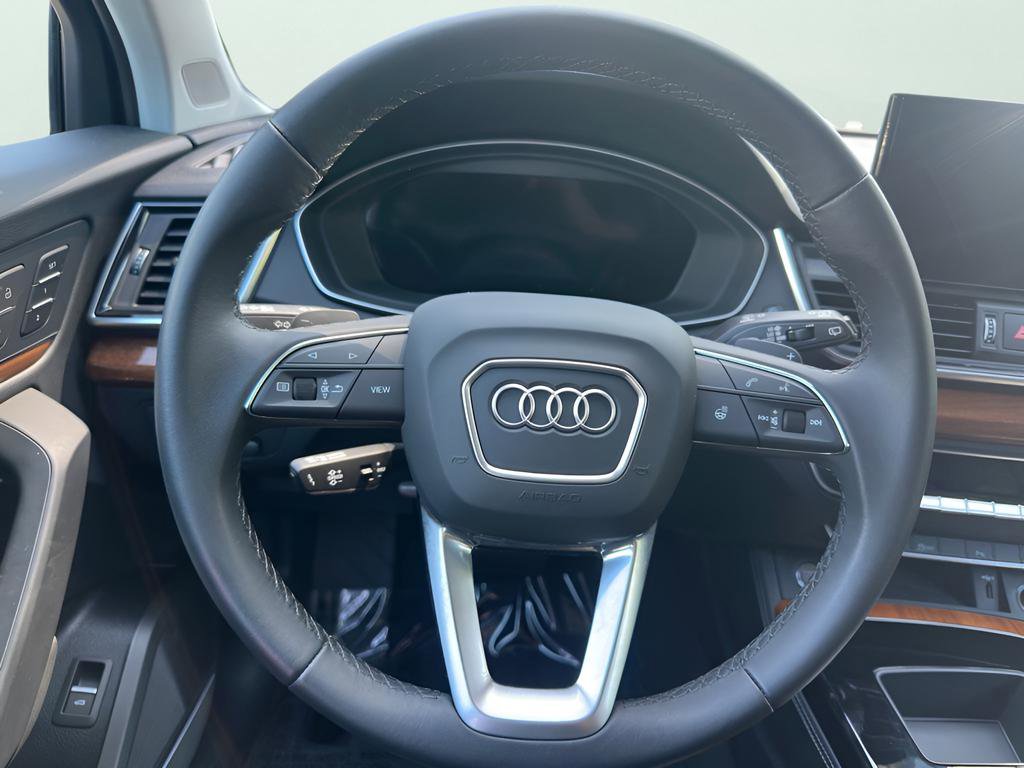 Used 2023 Audi Q5 Premium w/ Premium Plus Package AWD/4WD image 15