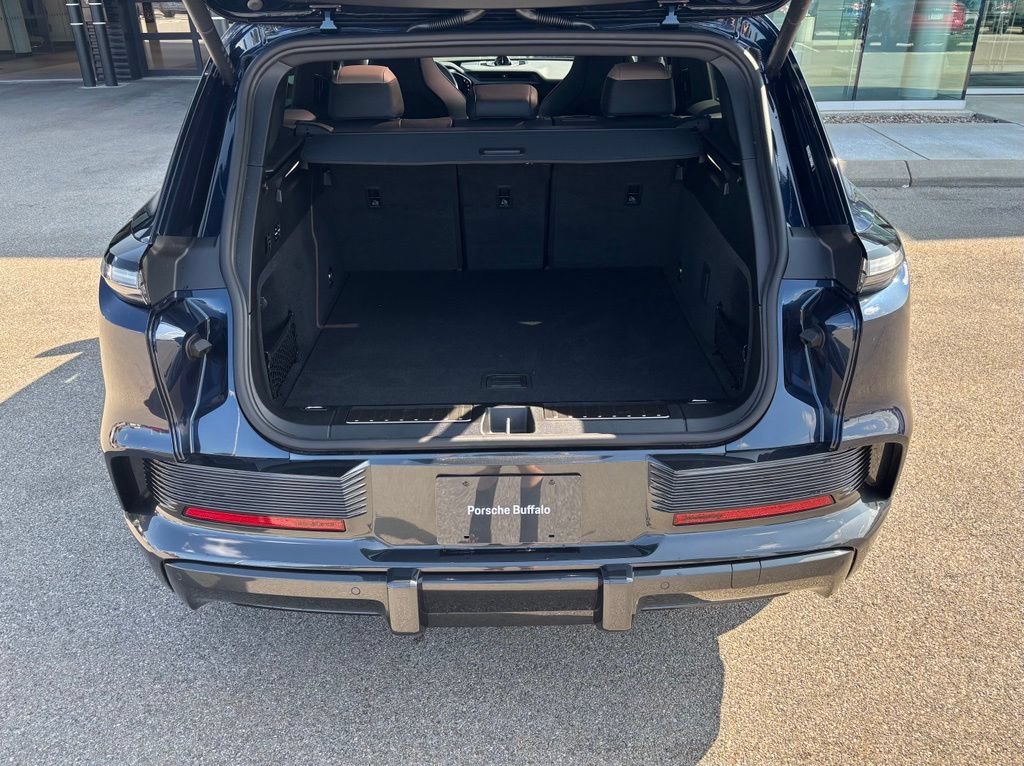 New 2026 Porsche Cayenne Electric AWD/4WD image 10