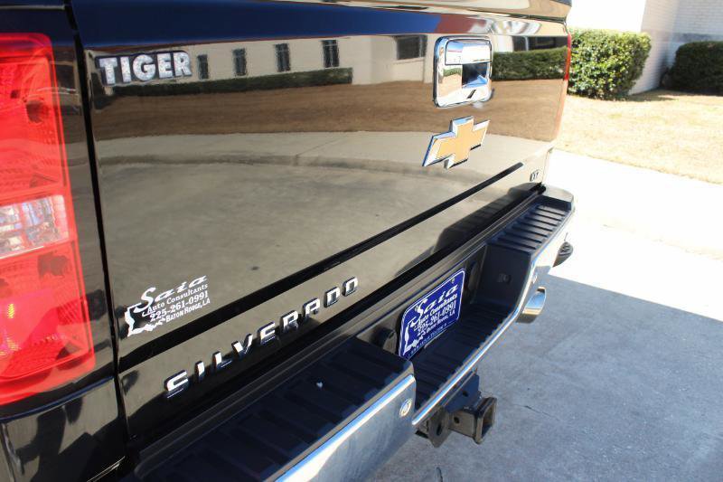 Used 2017 Chevrolet Silverado 2500 LTZ w/ Vortec Plus Package image 22