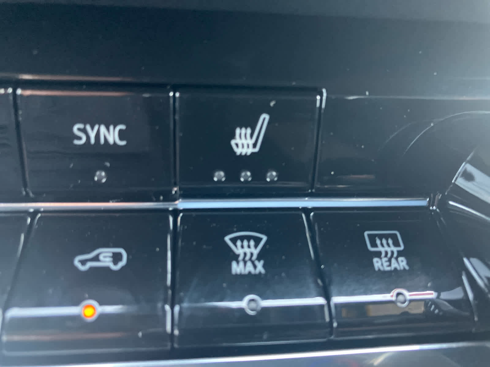 New 2026 Chevrolet Equinox LT w/ Convenience Package II FWD image 28