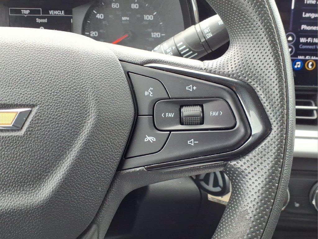 Used 2024 Chevrolet Trax LS w/ LS Convenience Package FWD image 6