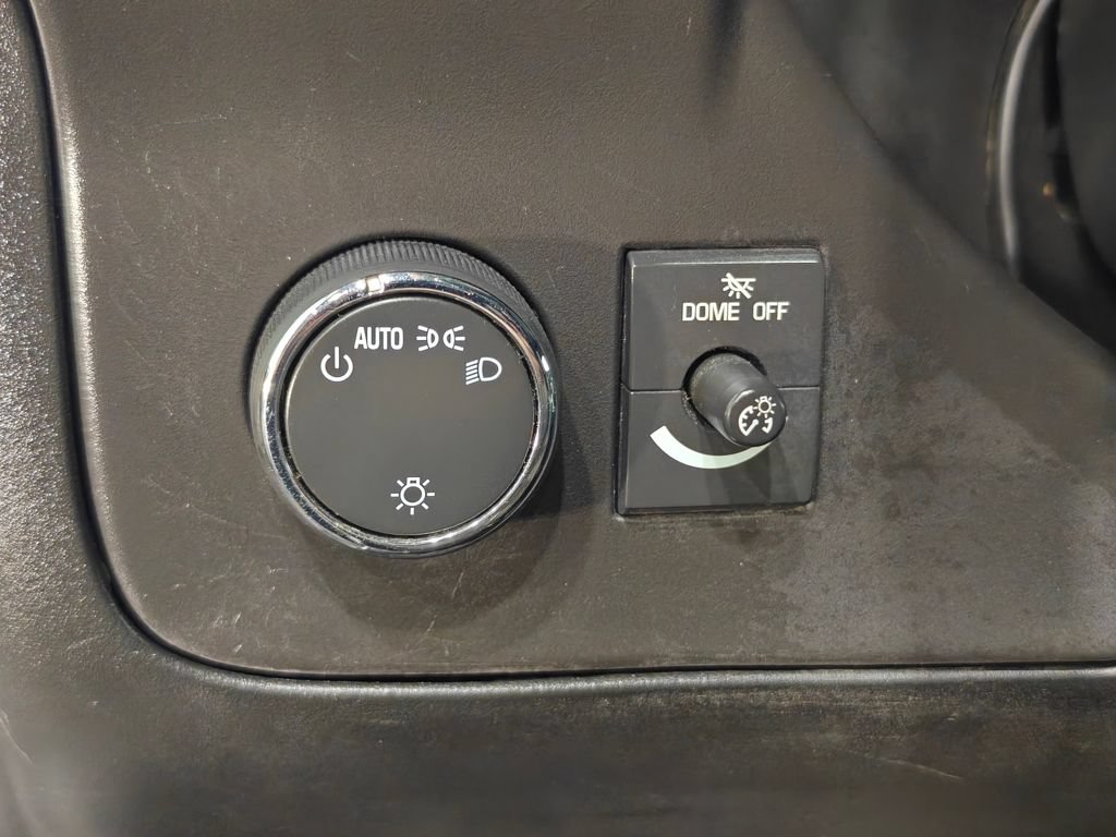 Used 2022 Chevrolet Express 2500 w/ Driver Convenience Package RWD image 10