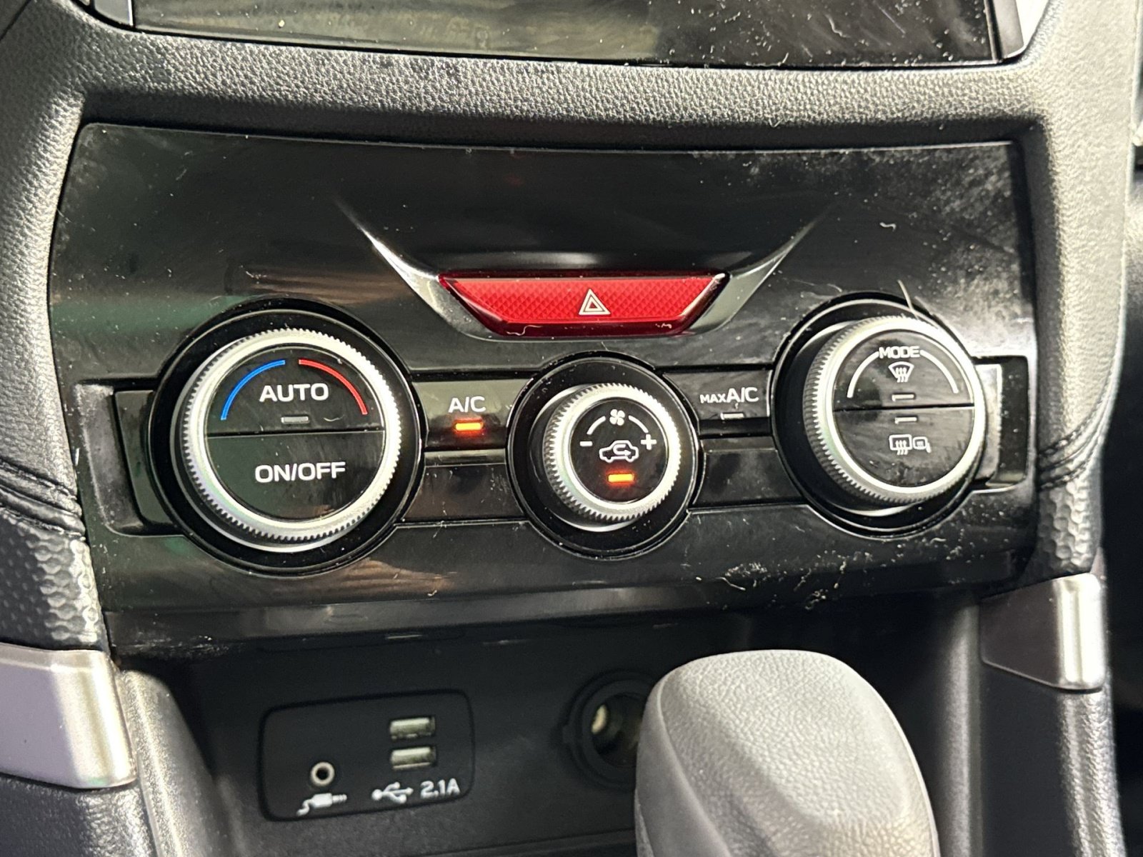 Used 2022 Subaru Forester Premium AWD/4WD image 33