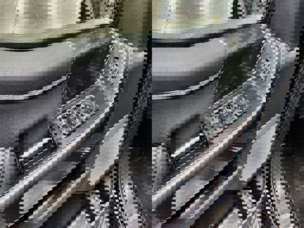 Used 2022 Ford F150 XLT w/ Equipment Group 302A High image 15