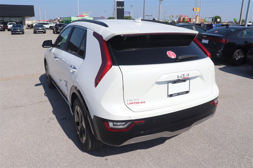 New 2024 Kia Niro Wave image 6