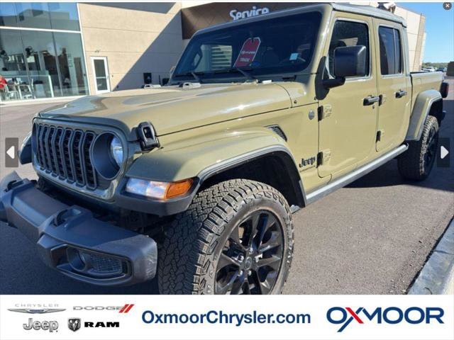 Certified 2025 Jeep Gladiator Sport image 1