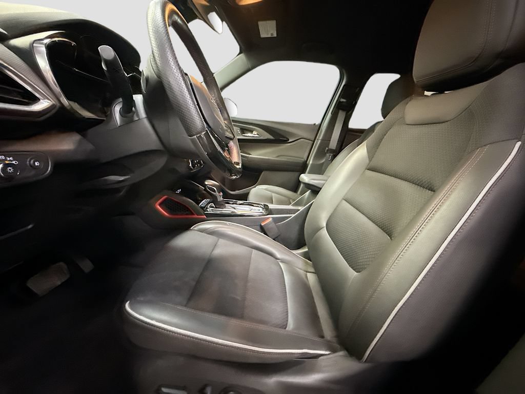 Used 2023 Chevrolet TrailBlazer RS AWD/4WD image 22