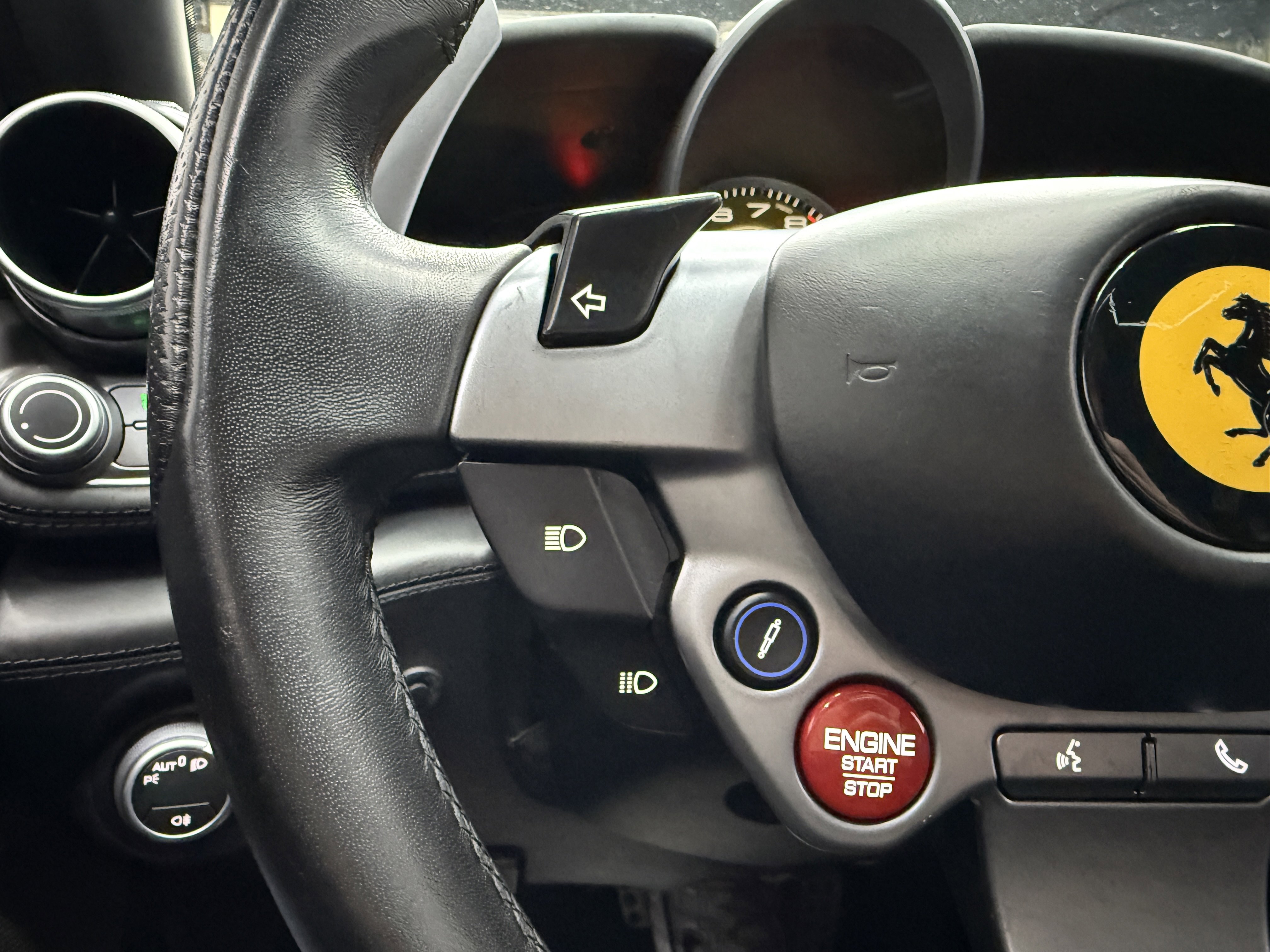 Used 2017 Ferrari GTC4Lusso image 17