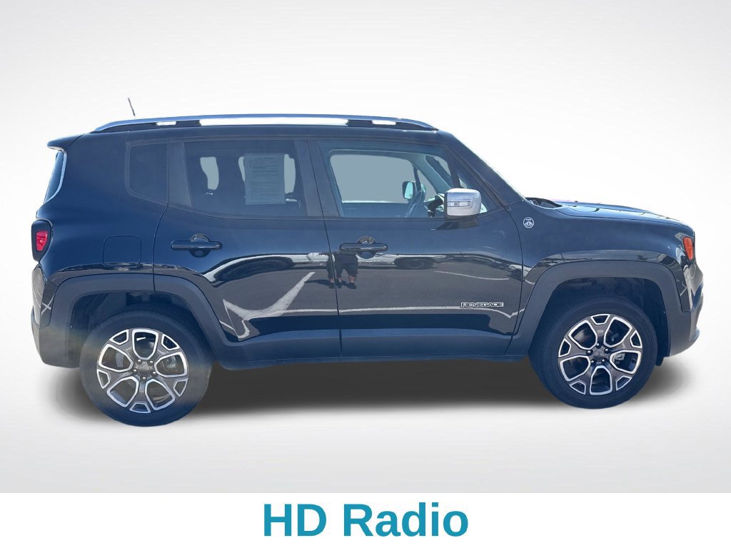 Used 2018 Jeep Renegade Limited w/ UConnect 8.4 Nav Group AWD/4WD image 7