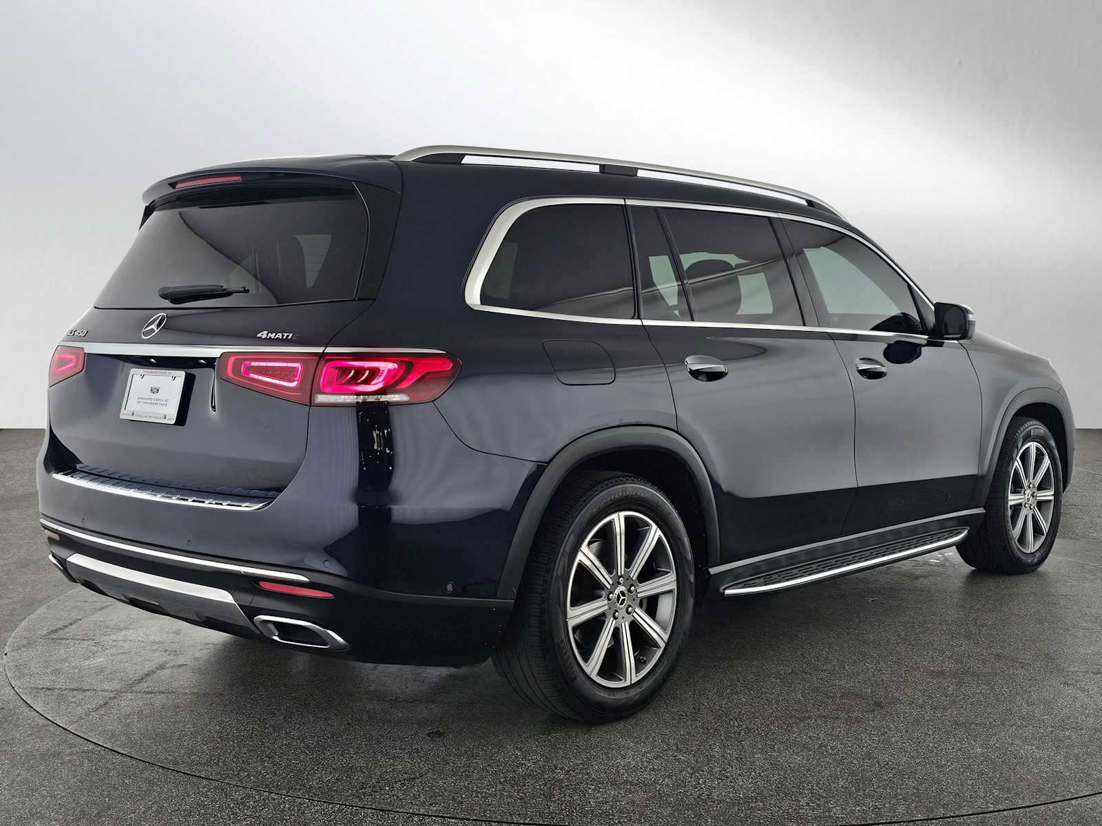Used 2020 Mercedes-Benz GLS 450 4MATIC image 3